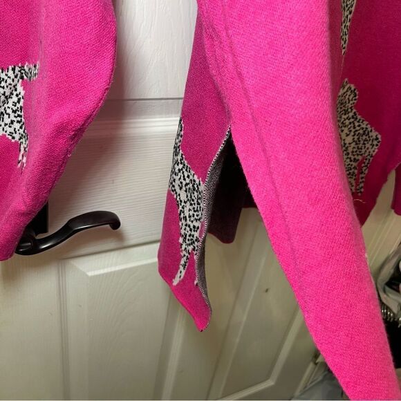 Pink Leopard Print Women's Sweater - Picture 3 of 8